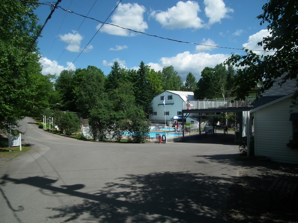 Camping Aux Bouleaux | 2294 Rang Saint-Léon, Saint-Félix-de-Valois, QC J0K 2M0, Canada | Phone: (450) 889-5809