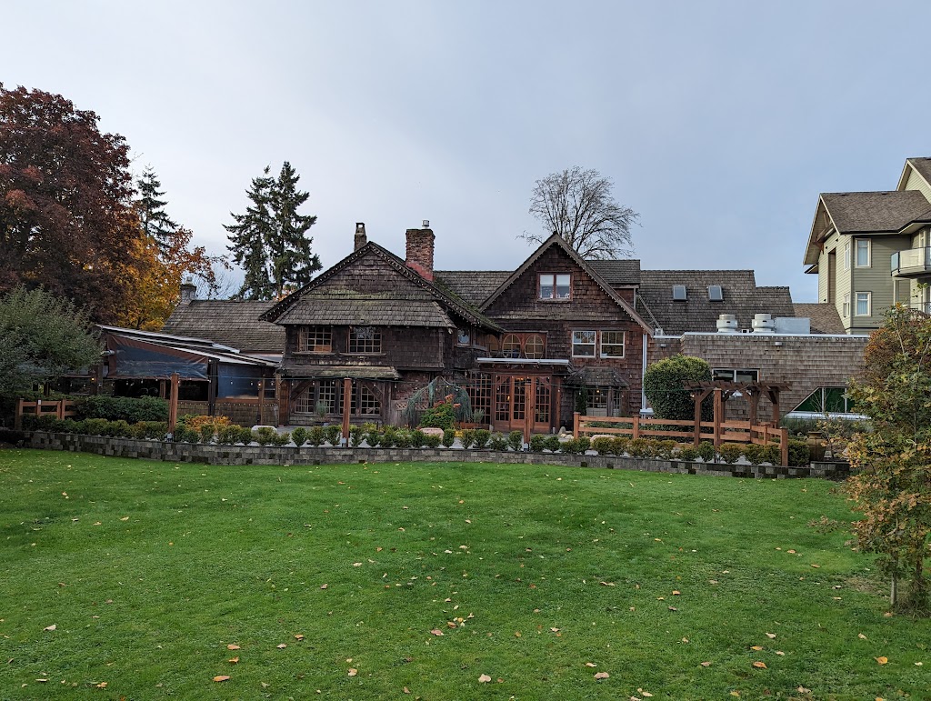 Old House Restaurant | 1760 Riverside Ln, Courtenay, BC V9N 8C7, Canada | Phone: (250) 338-5406