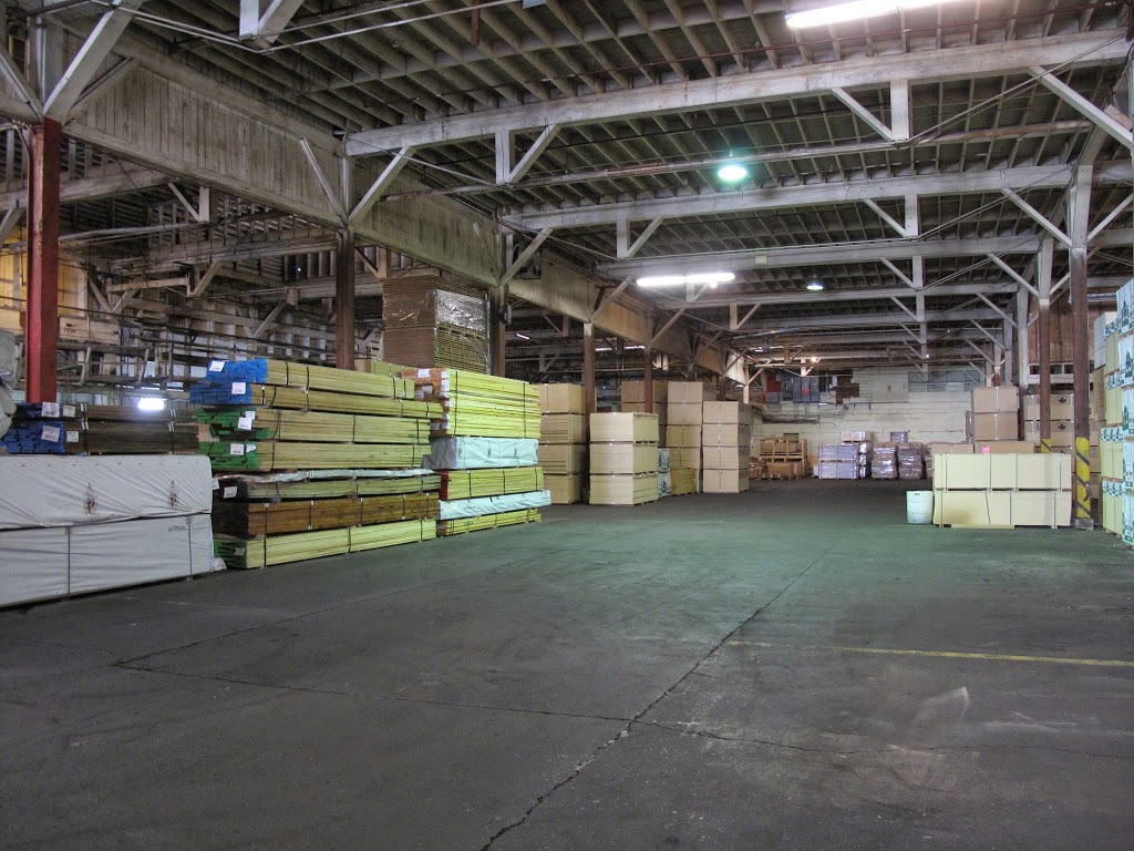 Signal Warehousing | 8601 Main St, Vancouver, BC V5X 3M3, Canada | Phone: (604) 324-7571