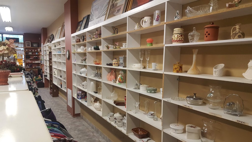 Team Reds Thrift Store | Unit #2, 781 Balm Beach Rd E, Midland, ON L4R 4K4, Canada | Phone: (705) 245-0898