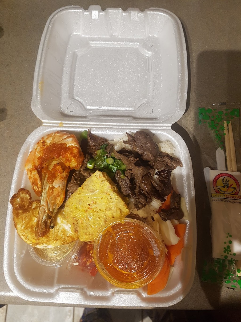 Toronto Pho | 2109 Jane St, North York, ON M3M 1A2, Canada | Phone: (289) 401-1700