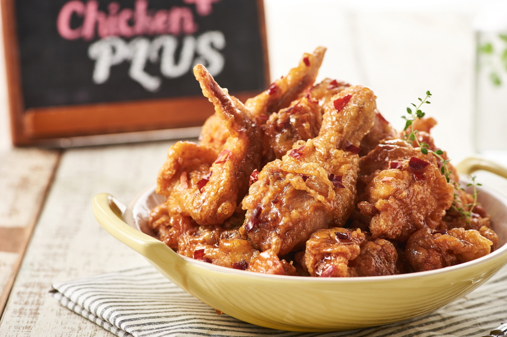 Chicken Plus x Sulbing Cafe - Kingsway | 6360 Kingsway, Burnaby, BC V5E 1C5, Canada | Phone: (604) 425-3747