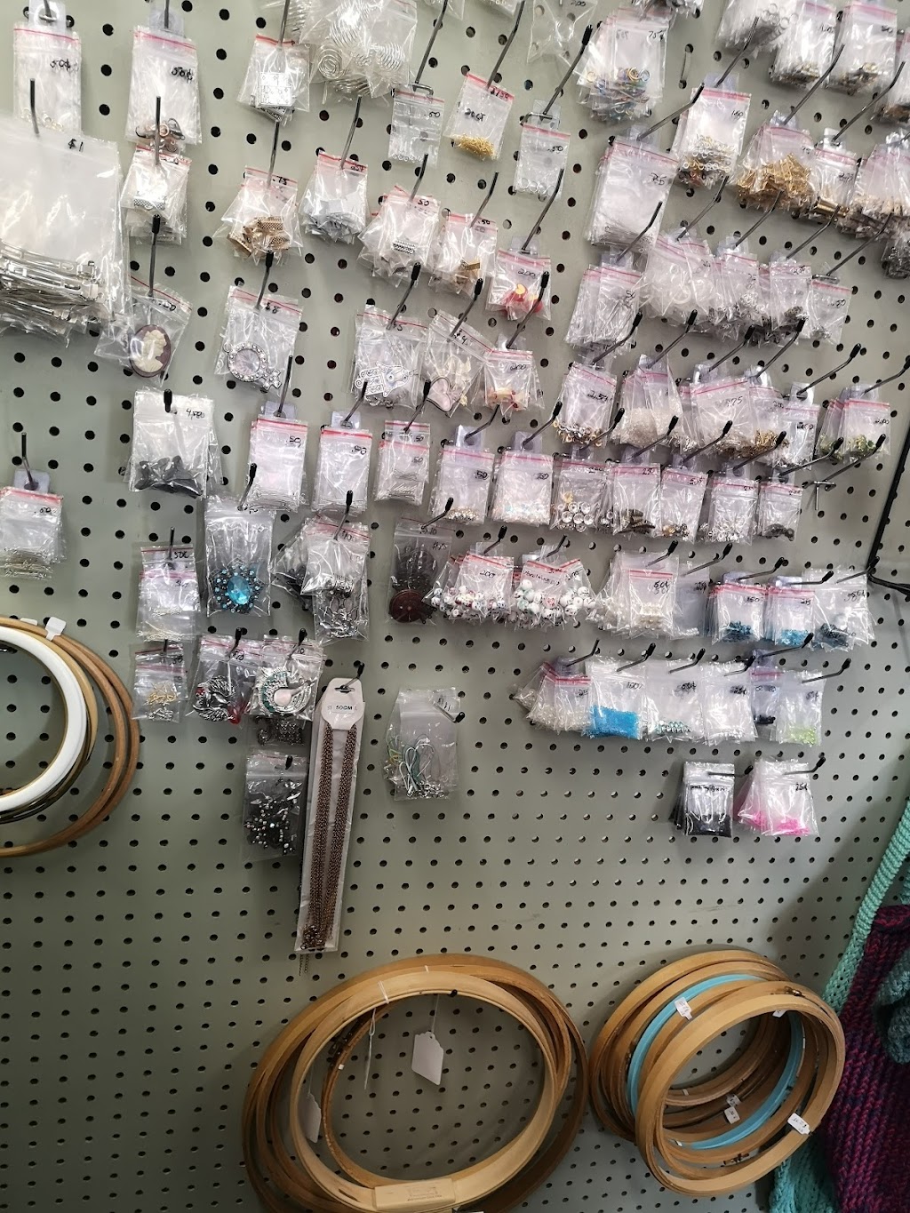 Stemz ~ N ~ Gemz miniatures and supply | Box 336, 2 George St E, Havelock, ON K0L 1Z0, Canada | Phone: (905) 920-3979