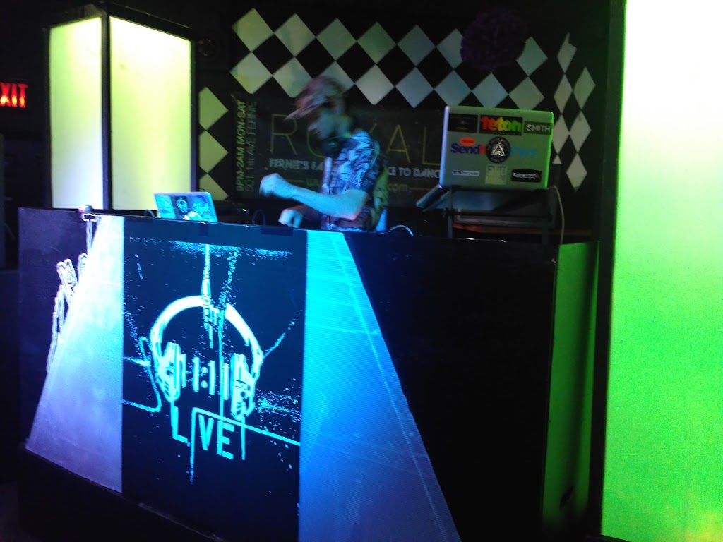 Royal Hotel | 501 1st Ave, Fernie, BC V0B 1M2, Canada | Phone: (250) 946-5395