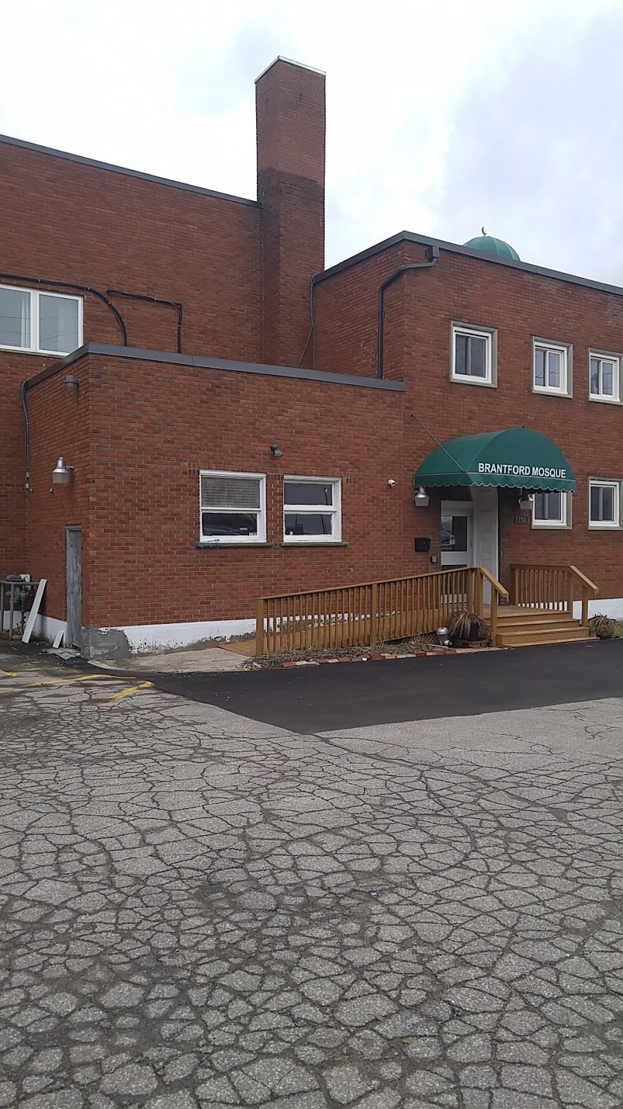 Brantford Mosque مسجد | 192 Greenwich St, Brantford, ON N3S 2X6, Canada | Phone: (519) 753-2066