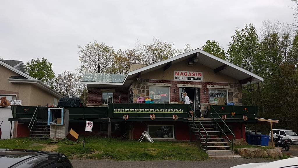 Magasin au coin de lentraide | 640 Ch des Hauteurs, Saint-Hippolyte, QC J8A 1C4, Canada