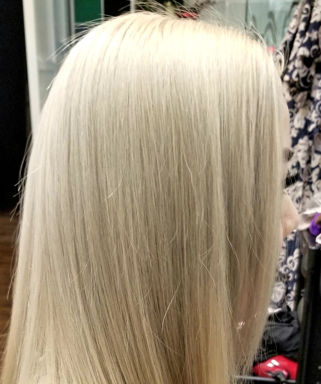 YCL Salon | 2525 Guelph St, Vancouver, BC V5T 4T4, Canada | Phone: (778) 302-7287