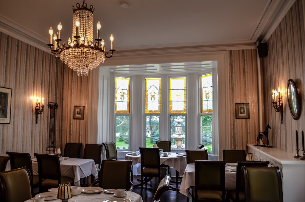 Elm Hurst Inn & Spa | 415 Harris St, Ingersoll, ON N5C 3J8, Canada | Phone: (519) 485-5321