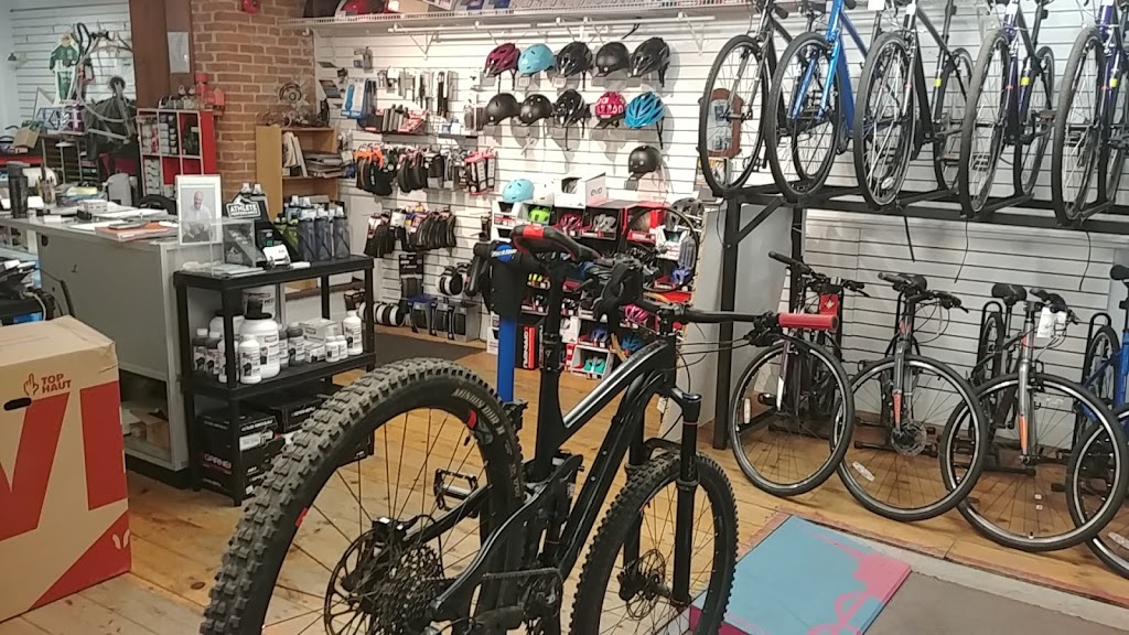 The Hub Bicycle Shop | 22 Queen St W, Cambridge, ON N3C 1G1, Canada | Phone: (519) 249-1473