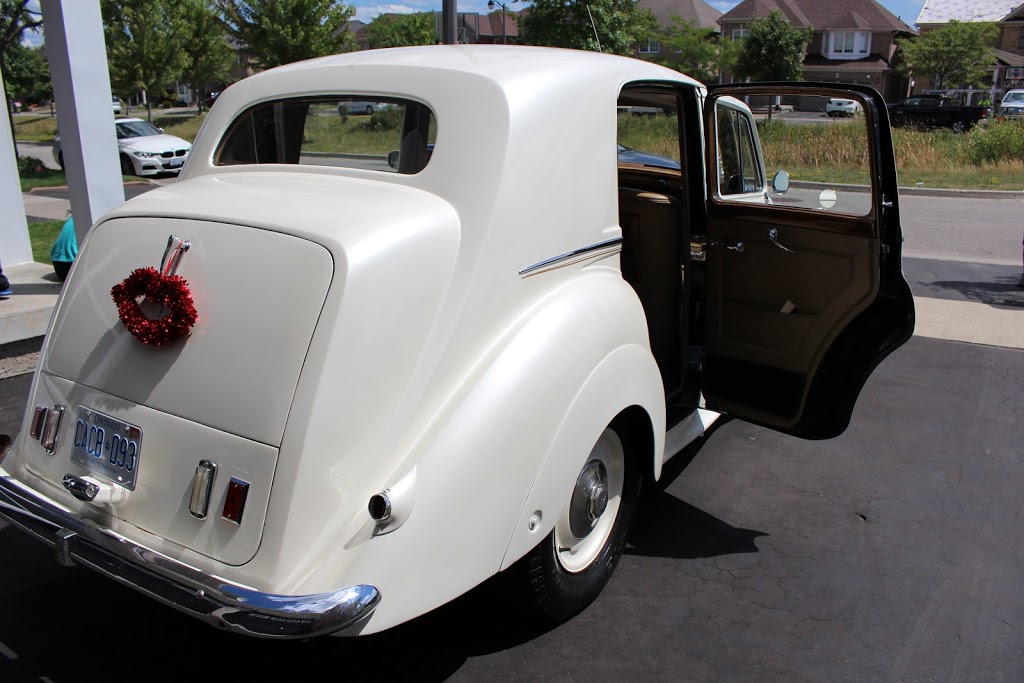AMK Limousine Services | 197 Rollingwood Dr, Brampton, ON L6Y 5J6, Canada | Phone: (416) 505-5055