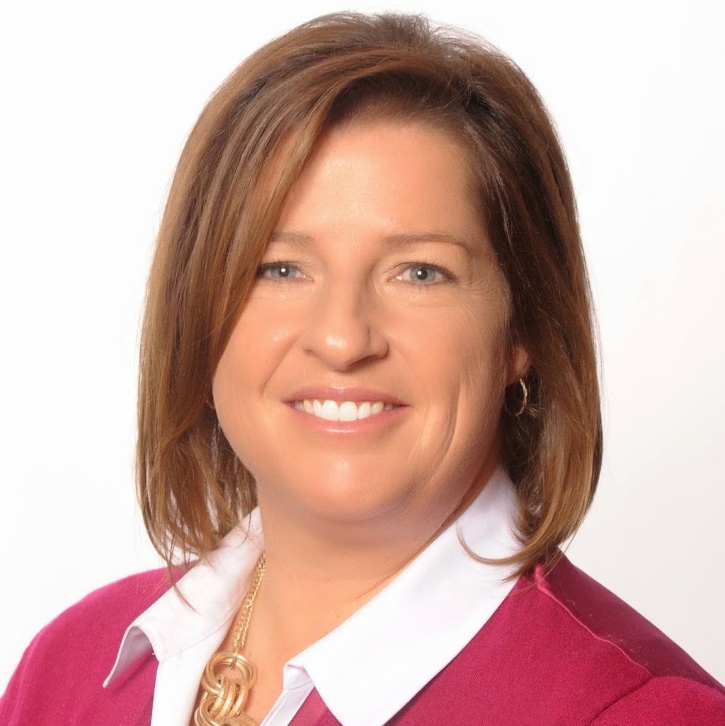 Deborah Bennet - Oakville Real Estate, Burlington Real Estate | 209 Speers Rd Unit 9, Oakville, ON L6K 2E9, Canada | Phone: (905) 845-9180