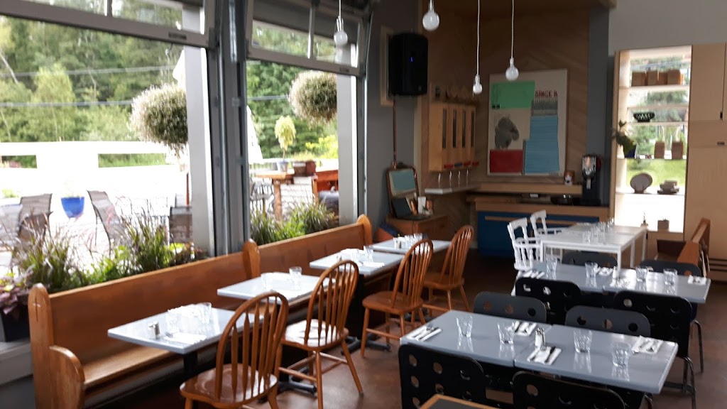 Gusto Cafe | 695 Chemin Avila, Piedmont, QC J0R 1K0, Canada | Phone: (450) 227-2788