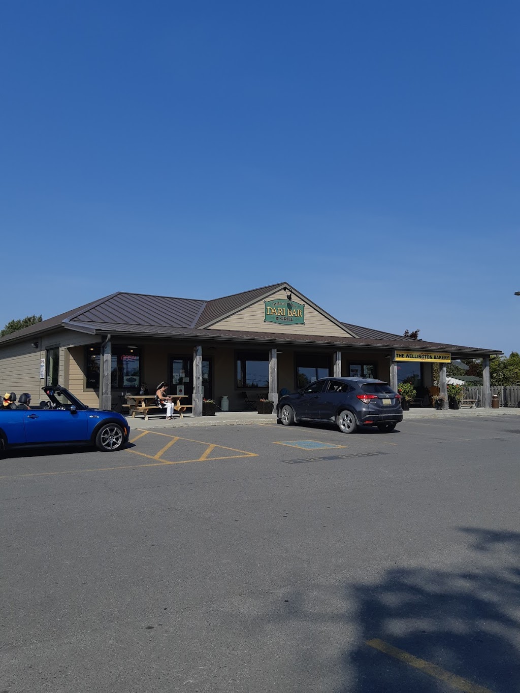Orchard Drive Dari-Bar & Grill | 460 Wellington Main St, Wellington, ON K0K 3L0, Canada | Phone: (613) 399-2131