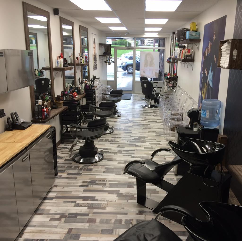 Casstête coiffure | 1094 Boulevard des Chutes, Québec, QC G1E 2G1, Canada | Phone: (418) 977-2285