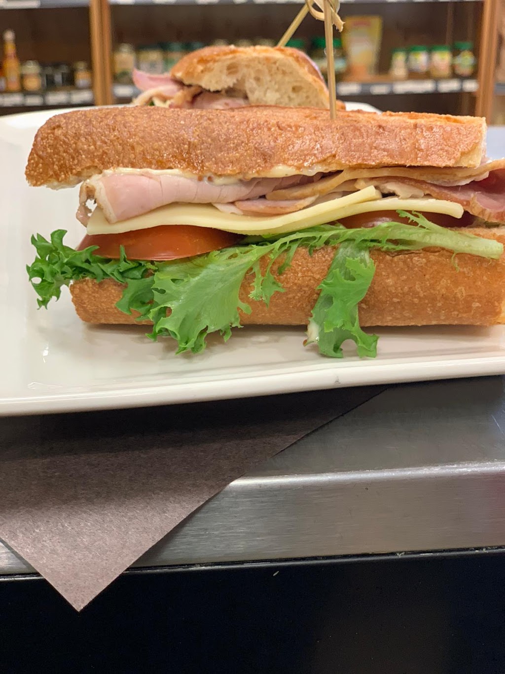 Dieppe Food Express | 140 Canaan Dr, Dieppe, NB E1A 9J2, Canada | Phone: (506) 389-3947