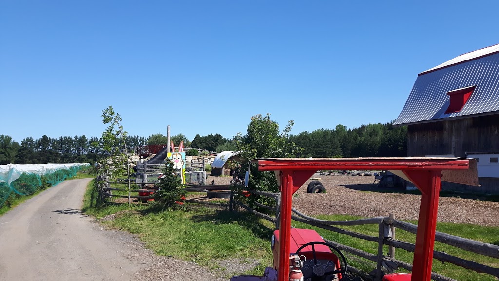 Quinn Farm | 2495 Boulevard Perrot, Notre-Dame-de-lÎle-Perrot, QC J7V 8P4, Canada | Phone: (514) 453-1510