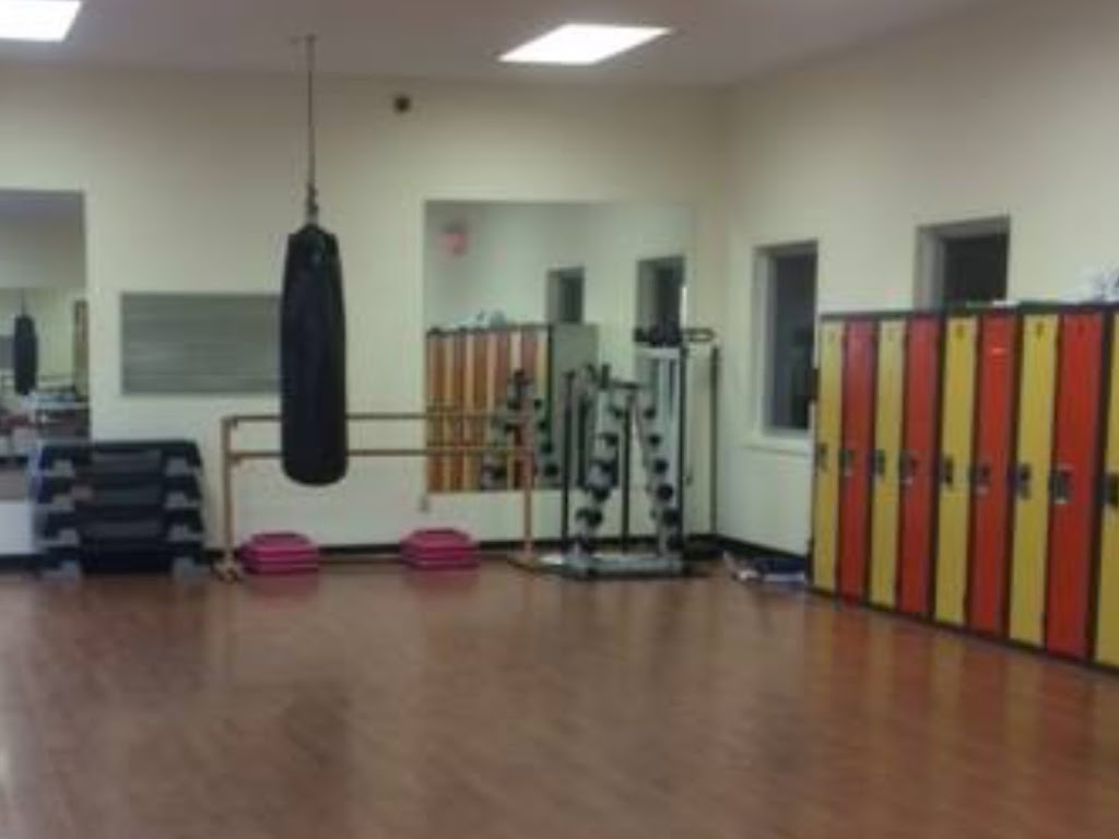 Vulcan BodyWorks Fitness Club | 313 4 St S, Vulcan, AB T0L 2B0, Canada | Phone: (403) 485-2989