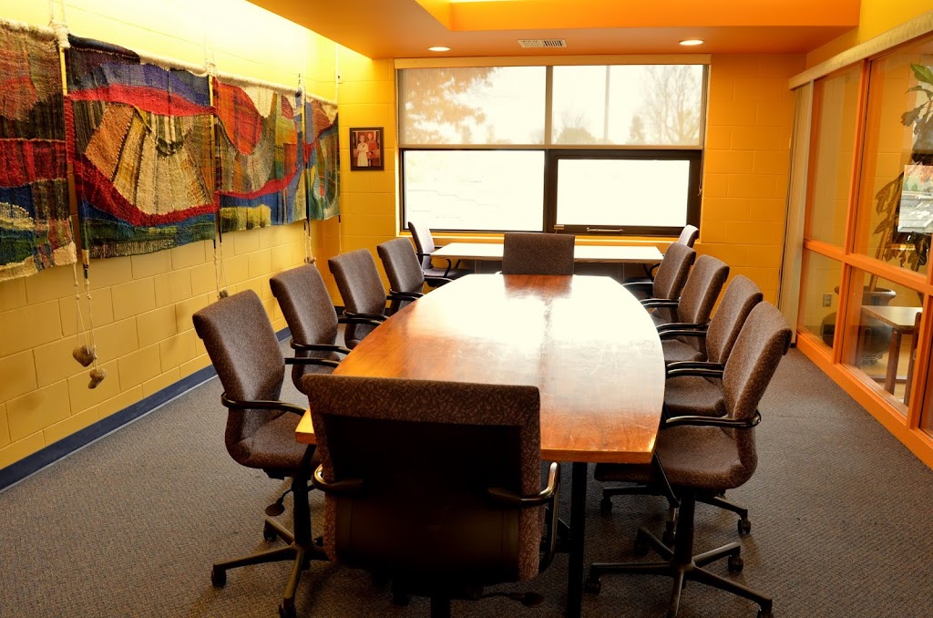 Carleton Heights Community Centre | 1665 Apeldoorn Ave, Ottawa, ON K2C 1V6, Canada | Phone: (613) 226-2208