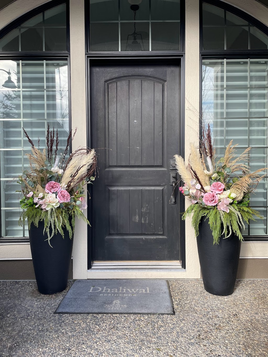 HD Blooms Inc. | 219 Bridlewood Cir SW, Calgary, AB T2Y 3L2, Canada | Phone: (587) 329-5337