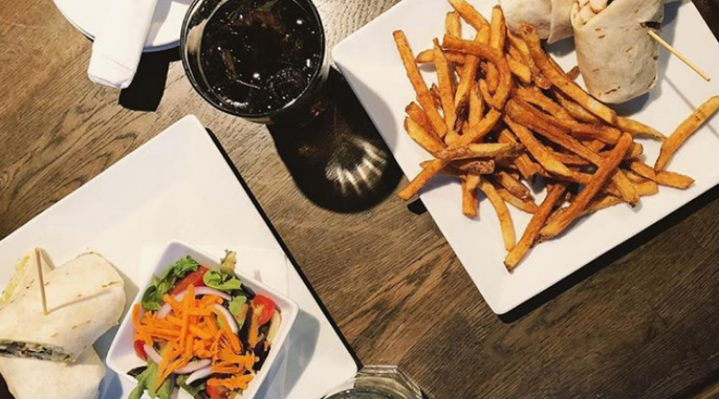 Wendel Clarks Classic Grill & Bar | 6435 Erin Mills Pkwy, Mississauga, ON L5N 4H4, Canada | Phone: (289) 864-5990