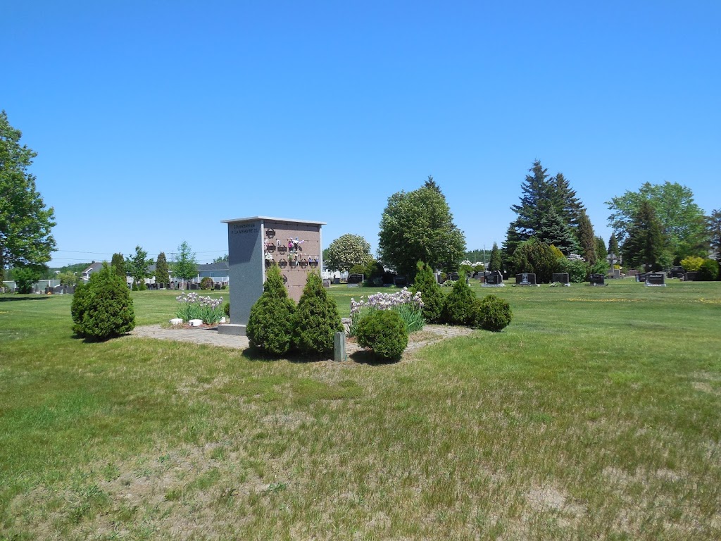 Cimetière Saint-Sacrement | 861 Chem. du Pont Taché, Alma, QC G8B 0A1, Canada | Phone: (418) 668-8378