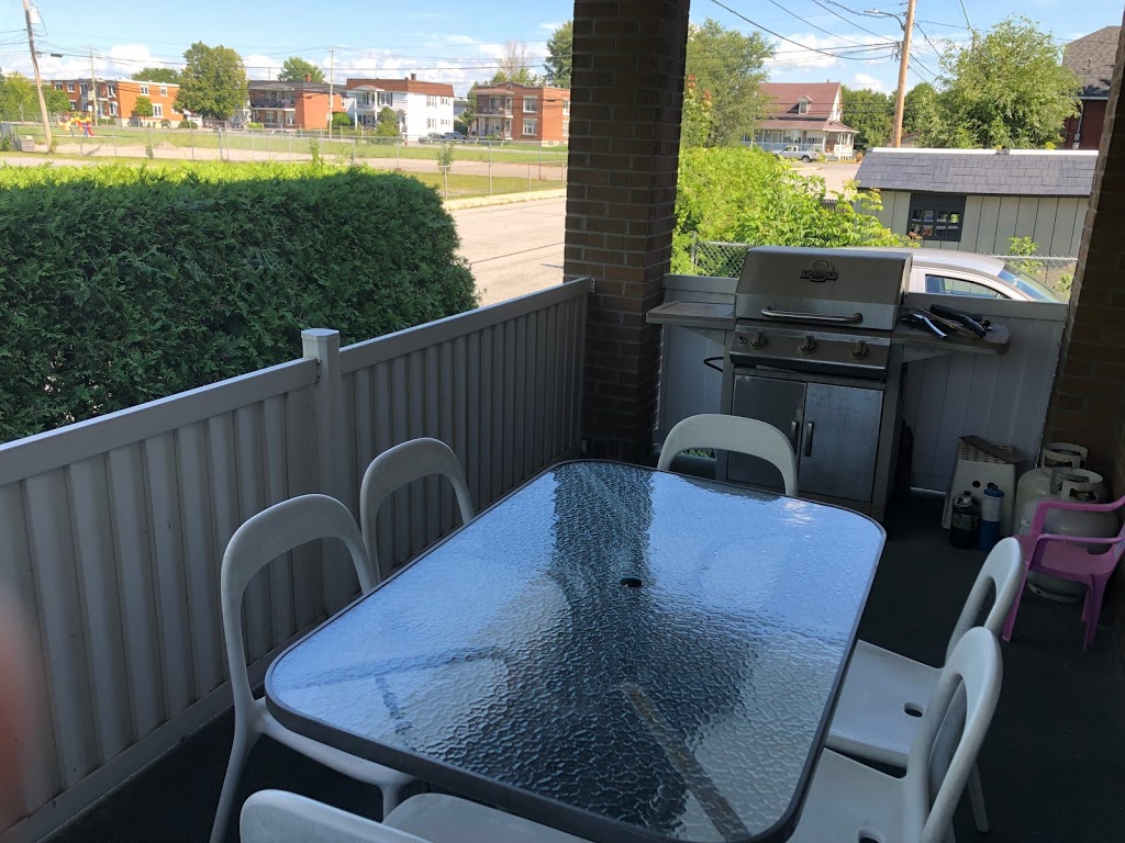 Manoir des III Soleils | 915 Rue Saint-Pierre O, Saint-Hyacinthe, QC J2T 1N9, Canada | Phone: (514) 418-4323