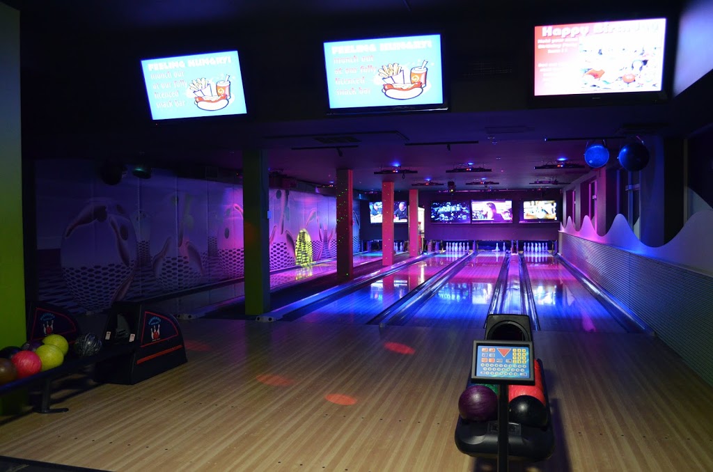 Pinheads Bowling | 30 Monashee Rd, Vernon, BC V1B 3M1, Canada | Phone: (778) 475-2695