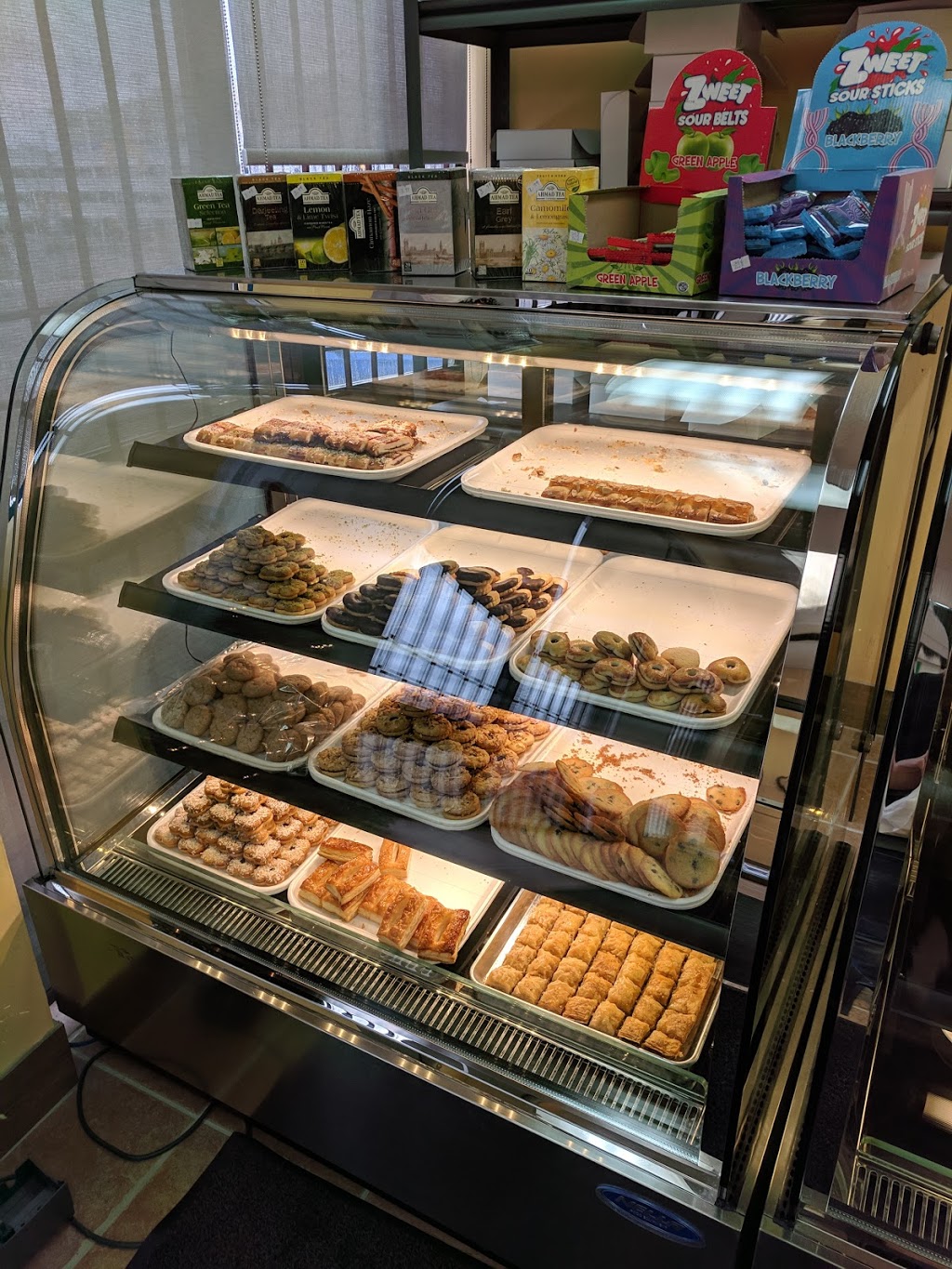 Garni Bakery | 451 McNicoll Ave, North York, ON M2H 2C9, Canada | Phone: (416) 499-2424