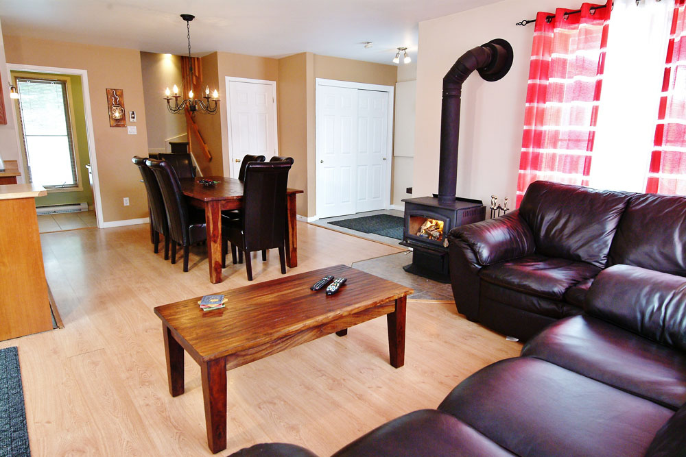 Chalets Alpins - 10 Chemin Alpin | 10 Chemin Alpin, Stoneham-et-Tewkesbury, QC G3C 0E5, Canada | Phone: (418) 848-4888
