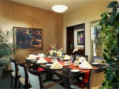 Revera Portsmouth | 125 Portsmouth Blvd, Winnipeg, MB R3P 2M3, Canada | Phone: (204) 284-5432