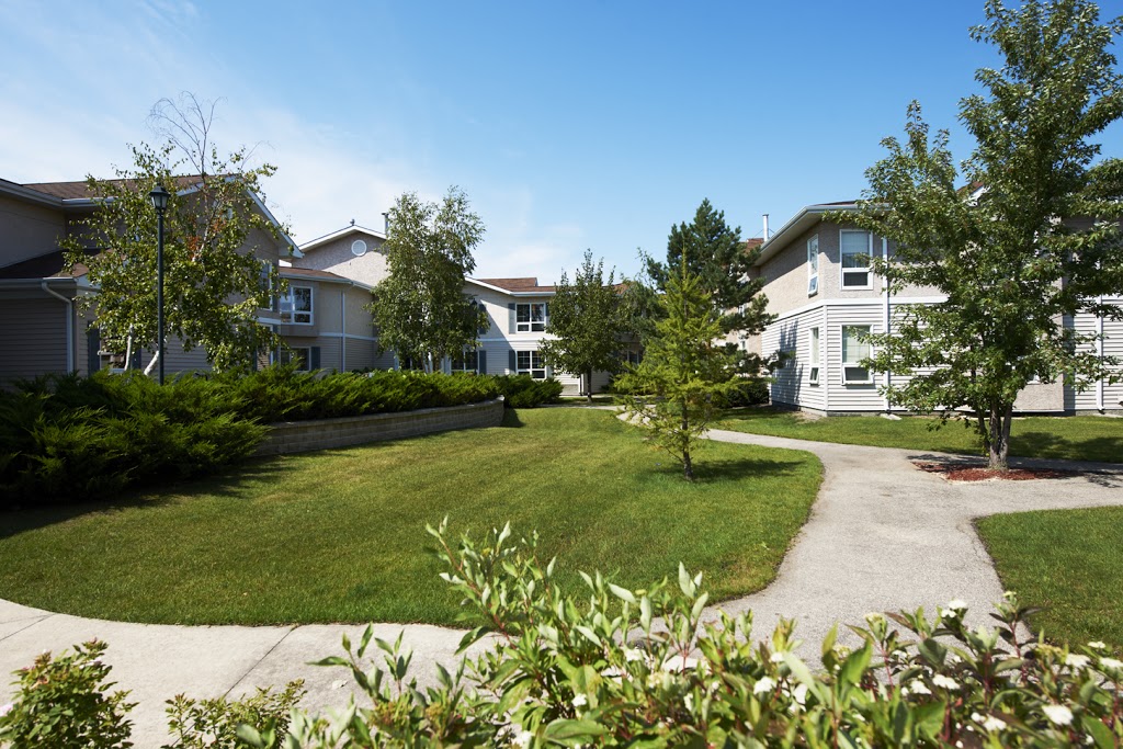 Revera The Rosewood | 857 Wilkes Ave, Winnipeg, MB R3P 2M2, Canada | Phone: (204) 487-9600