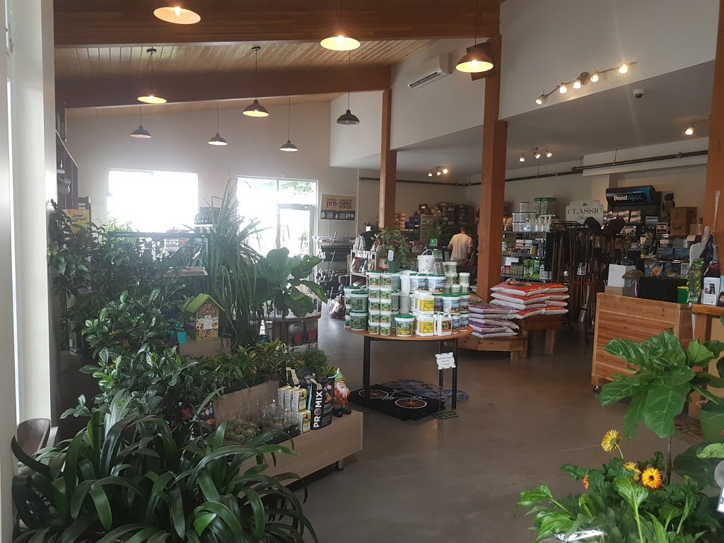 Deluxe Landscape Supply and Garden Centre | 5534 Sechelt Inlet Cres, Sechelt, BC V0N 3A3, Canada | Phone: (604) 885-9070