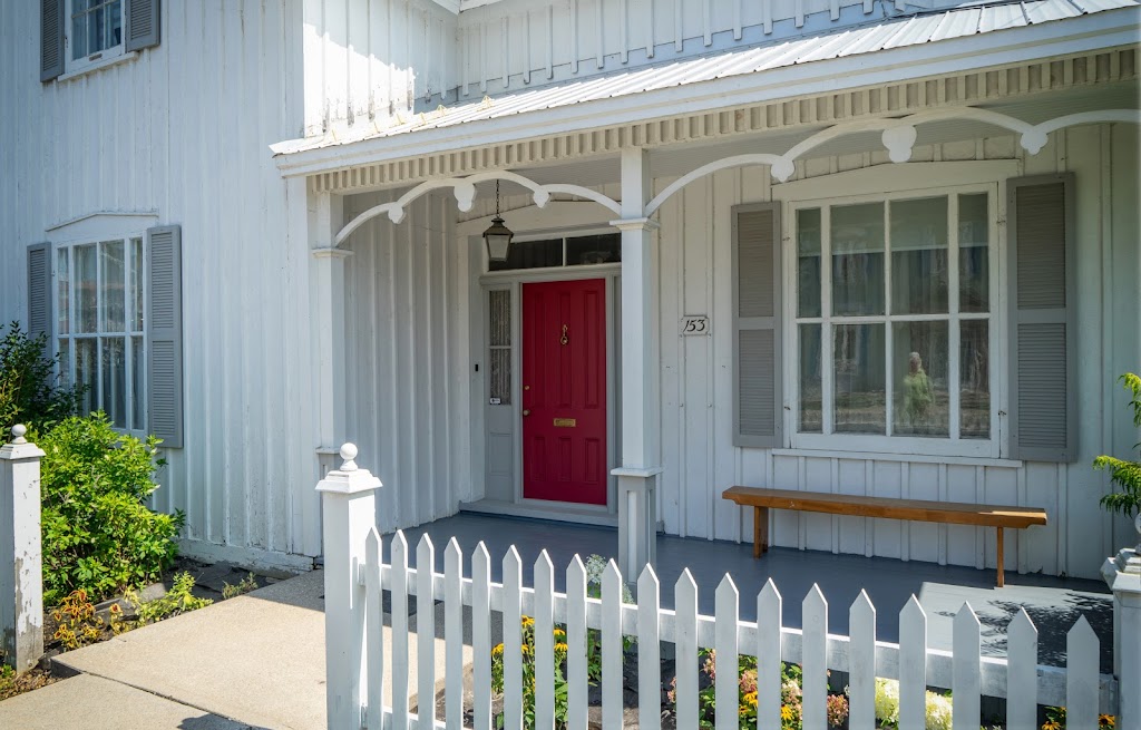 MacNamara House B&B | 153 Daniel St N, Arnprior, ON K7S 2L2, Canada | Phone: (613) 800-5068