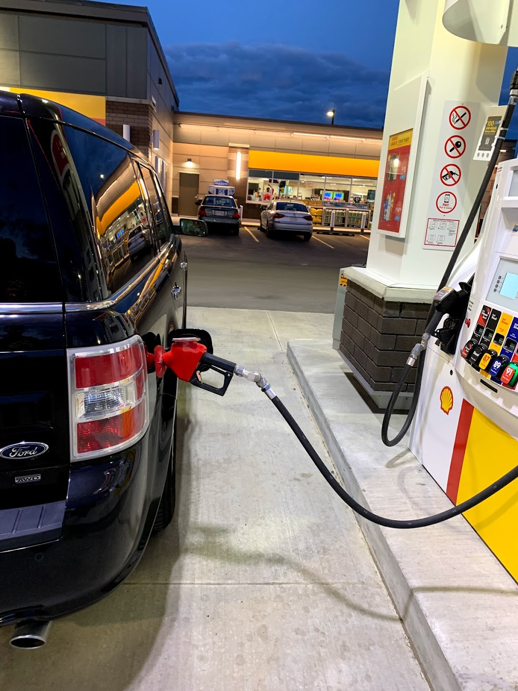 Shell | 3606 153 Ave NW, Edmonton, AB T5Y 0S5, Canada | Phone: (825) 202-7361