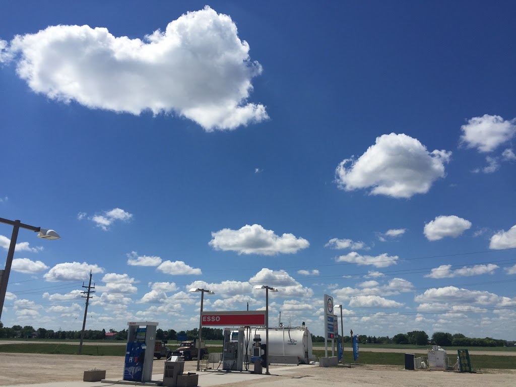 Esso | Provincial Trunk Highway 59 E, St-Pierre-Jolys, MB R0A 1V0, Canada | Phone: (204) 433-7555