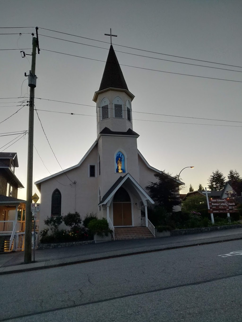St. Edmunds Parish | 545 Mahon Ave, North Vancouver, BC V7M 2R7, Canada | Phone: (604) 988-3211