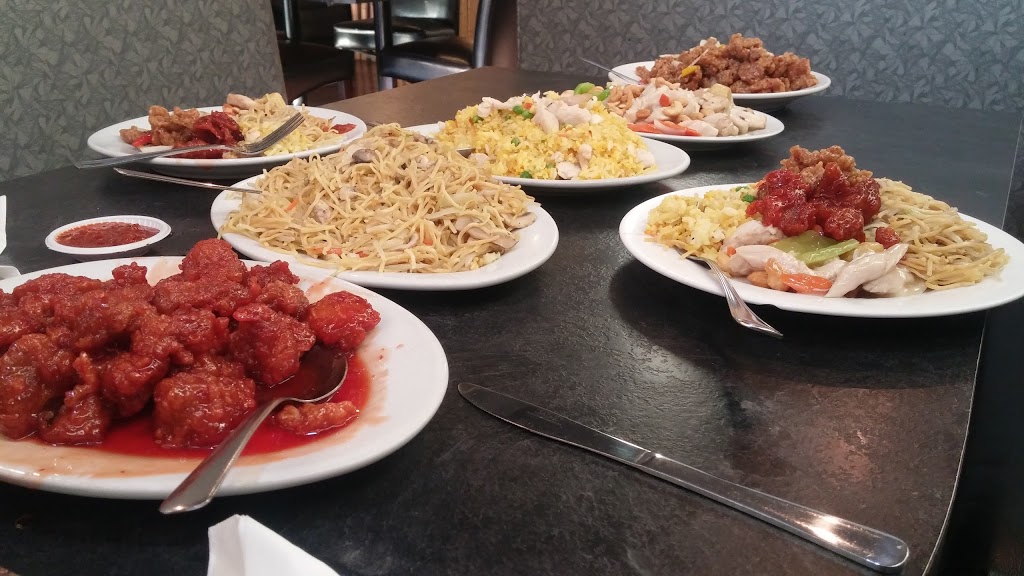 Fork N Chopstix | 9292 200 St, Langley City, BC V1M 3A6, Canada | Phone: (604) 881-1333