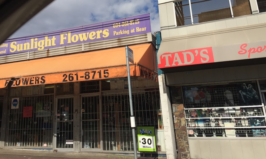 Tads Sporting Goods | 8570 Granville St, Vancouver, BC V6P 4Z7, Canada | Phone: (604) 261-6540