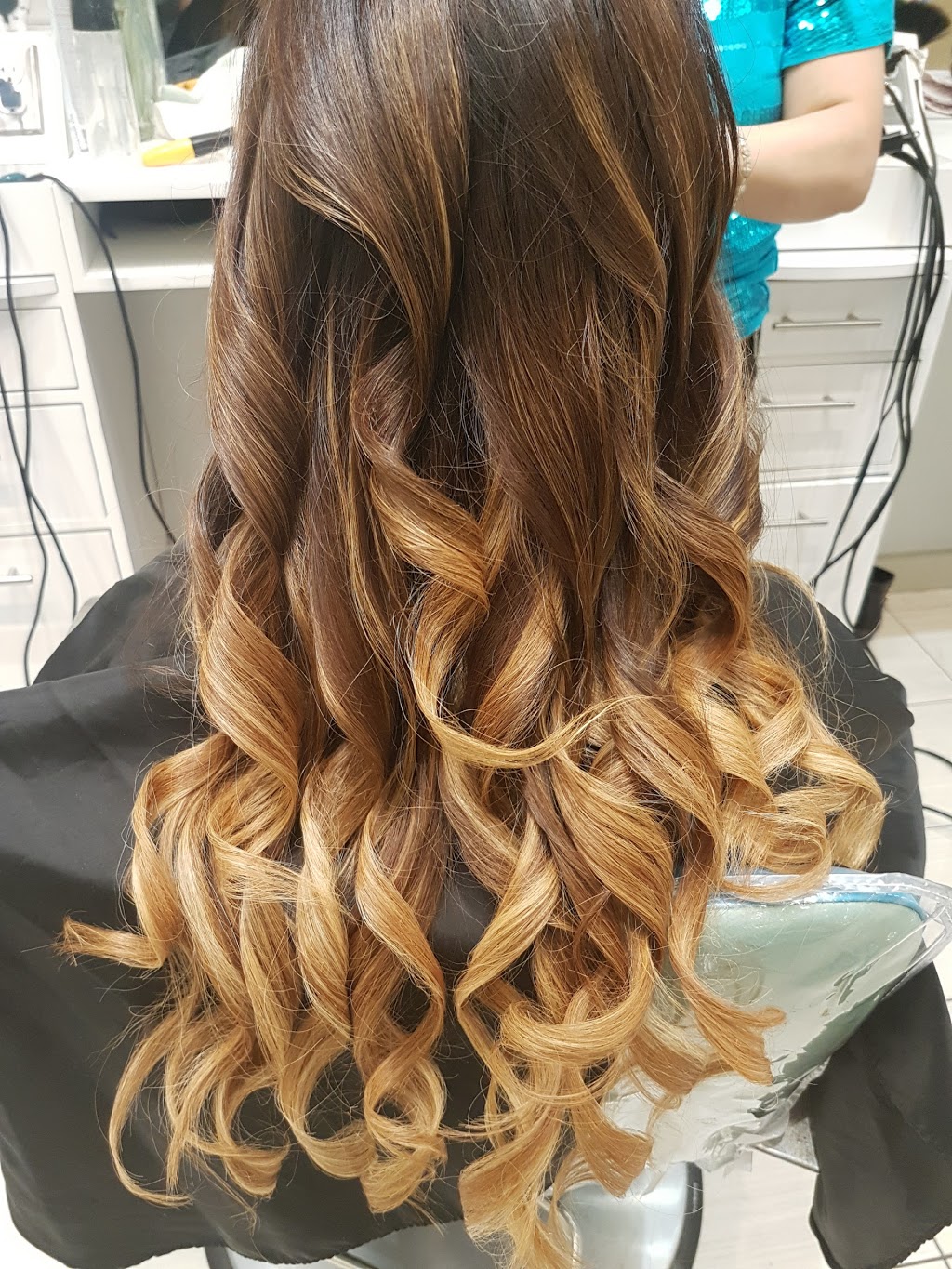LAttitudes Salon & Spa | 1355 Kingston Rd, Pickering, ON L1V 1B8, Canada | Phone: (905) 420-1440