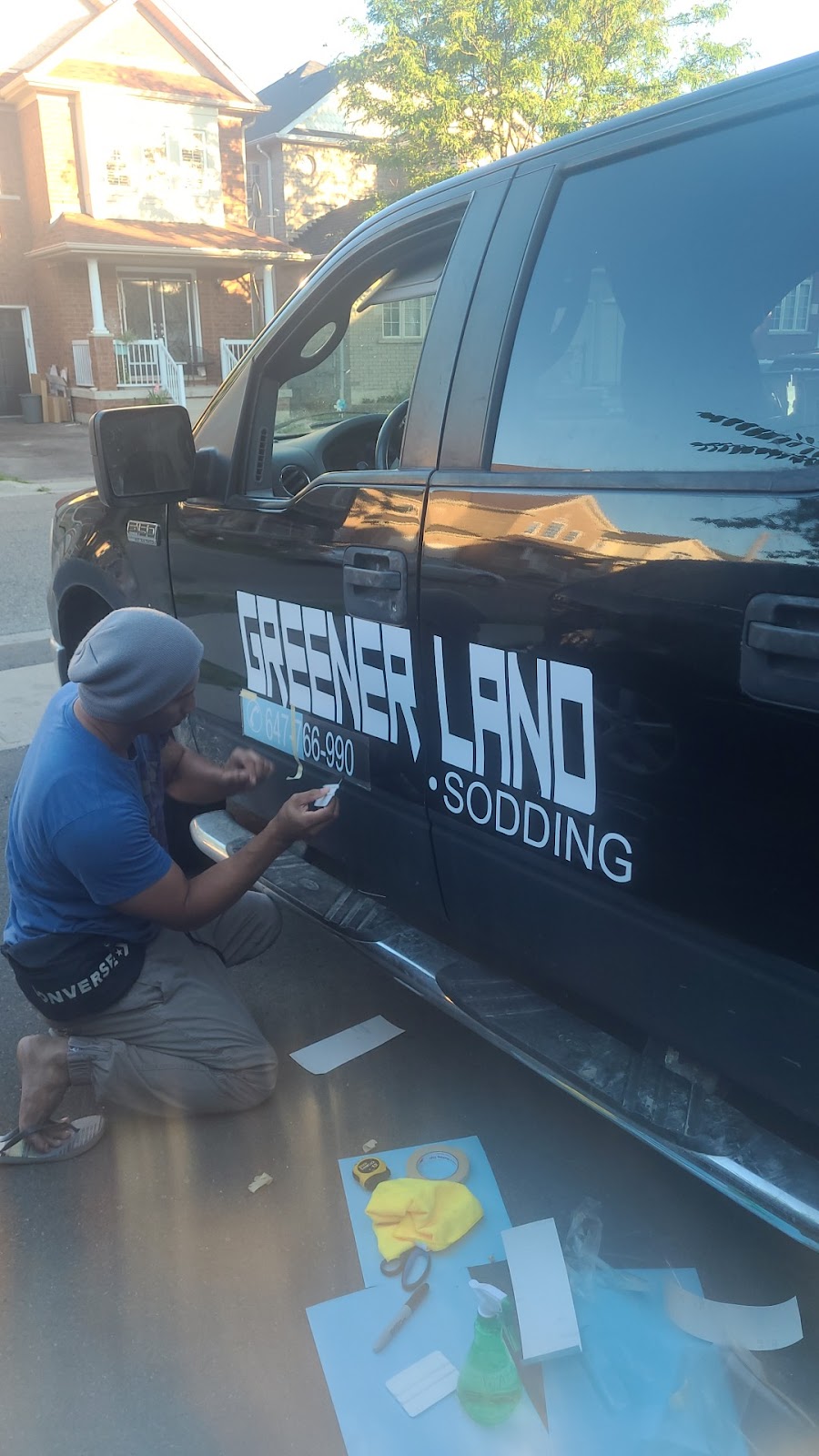 Decal Brothers | 20 Bramfield St, Brampton, ON L7A 2W3, Canada | Phone: (647) 232-5913