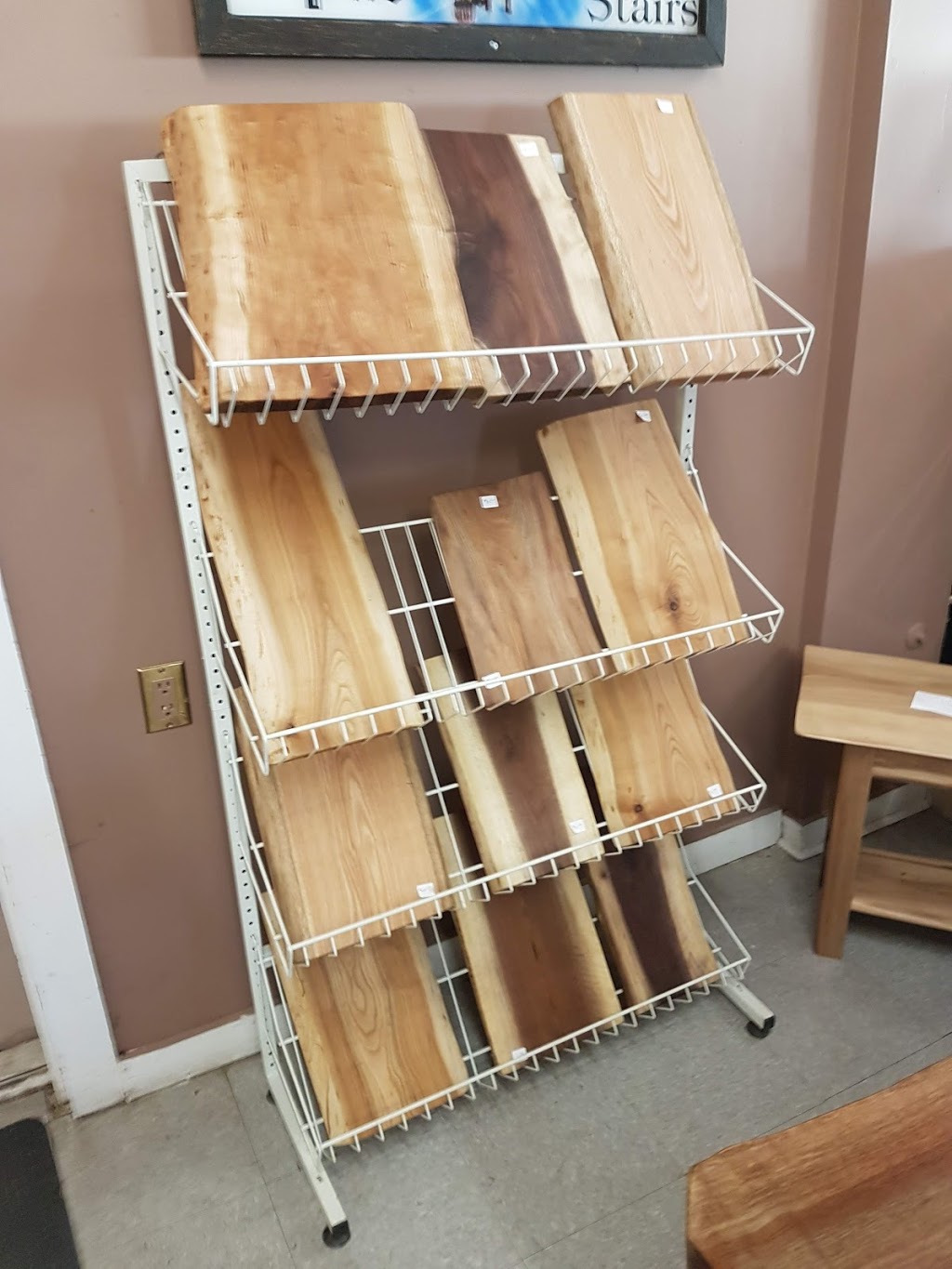 Chaos Tables | 248 Freelton Rd, Freelton, ON L8B 0Z5, Canada | Phone: (905) 659-2333