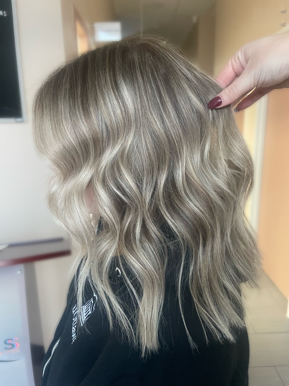 Studio Ninety Five | 224 Hunt Club Rd, Ottawa, ON K1V 1C1, Canada | Phone: (613) 294-4245
