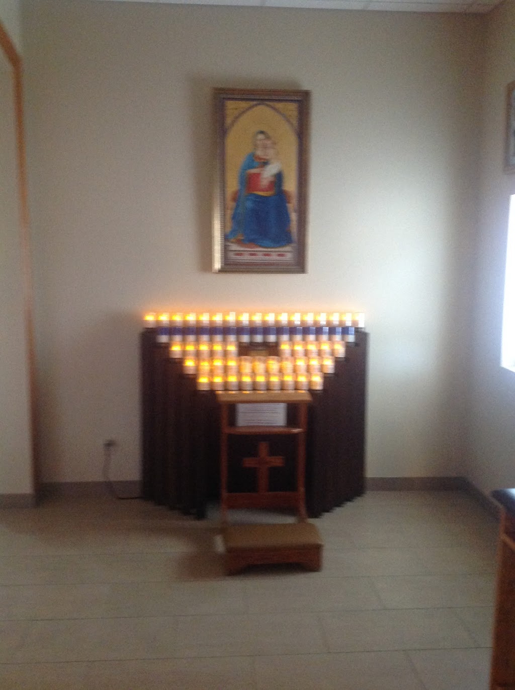Most Blessed Sacrament Roman Catholic Church (Hamilton) | 305 E 37th St, Hamilton, ON L8V 4B5, Canada | Phone: (905) 385-3570
