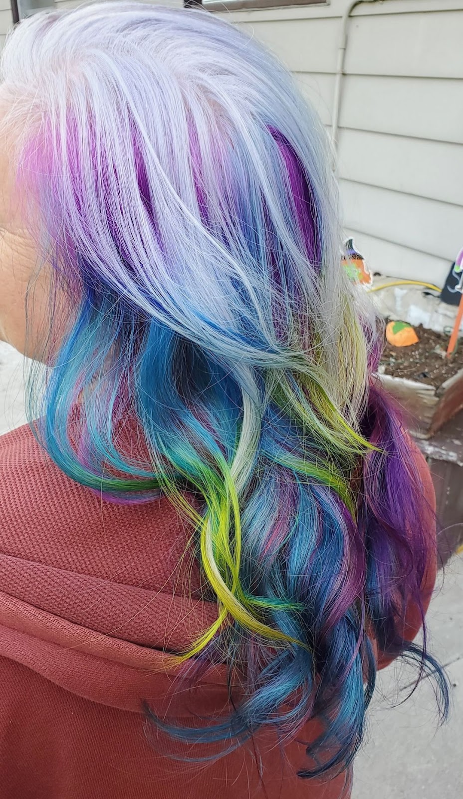Styles at the station | 74 Grove St, Newburgh, ON K0K 2S0, Canada | Phone: (613) 449-6741