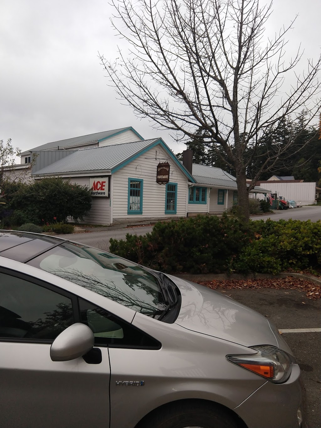 Orcas Island Hardware | 421 N Beach Rd, Eastsound, WA 98245, USA | Phone: (360) 376-3833