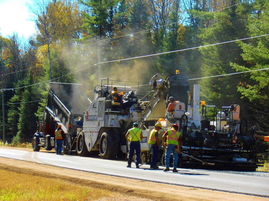 Greenwood Paving Ltd | 1495 Pembroke St W, Pembroke, ON K8A 7A5, Canada | Phone: (613) 623-9998