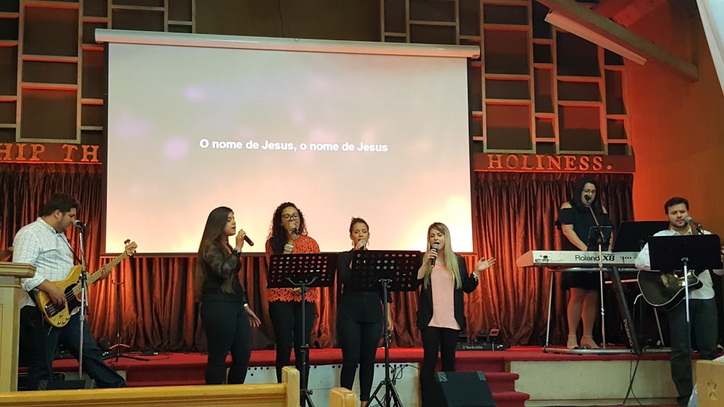 Igreja Rocha Eterna | 9 Boon Ave, Toronto, ON M6E 3Z2, Canada | Phone: (416) 278-5077