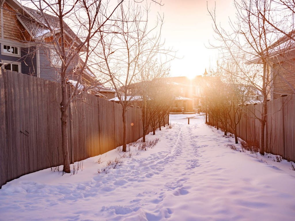 Currie Green | 150 Dieppe Drive SW, Calgary, AB T3E 7L5, Canada | Phone: (403) 369-6000