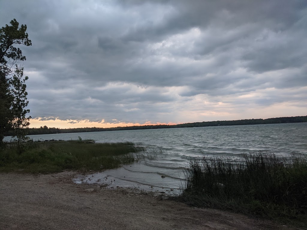 Roth Park Family Campground | 102 Parkside Ave, Wiarton, ON N0H 2T0, Canada | Phone: (519) 534-0145