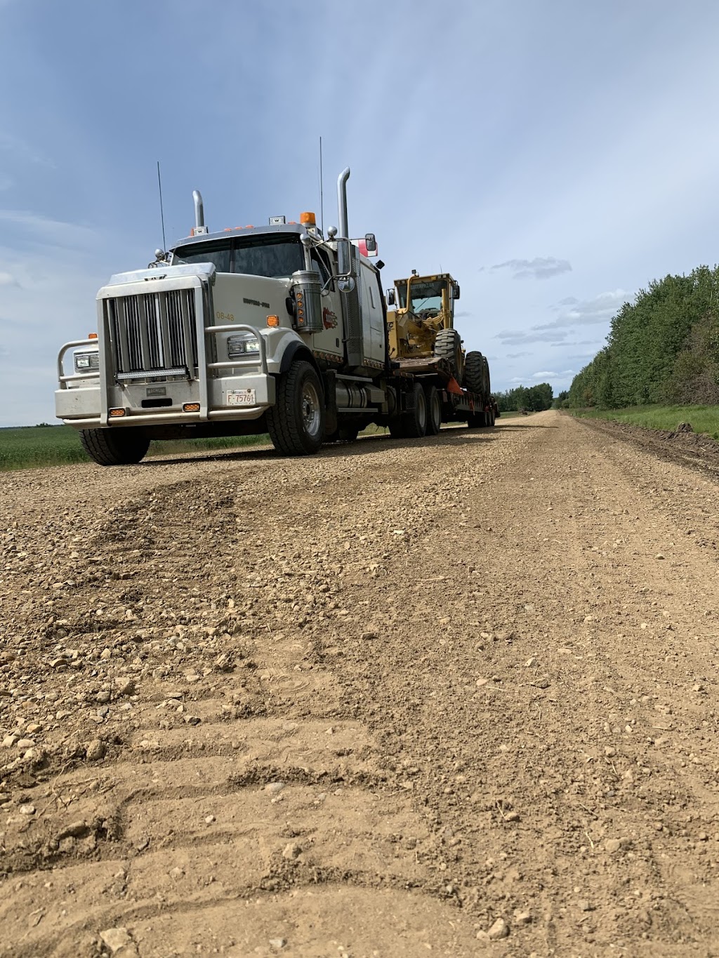 Rosey Trucking | AB-827, Colinton, AB T0G 0R0, Canada | Phone: (780) 675-4753